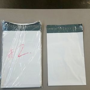 POLY MAILERS  7.5'' X  10.5''     100 pk